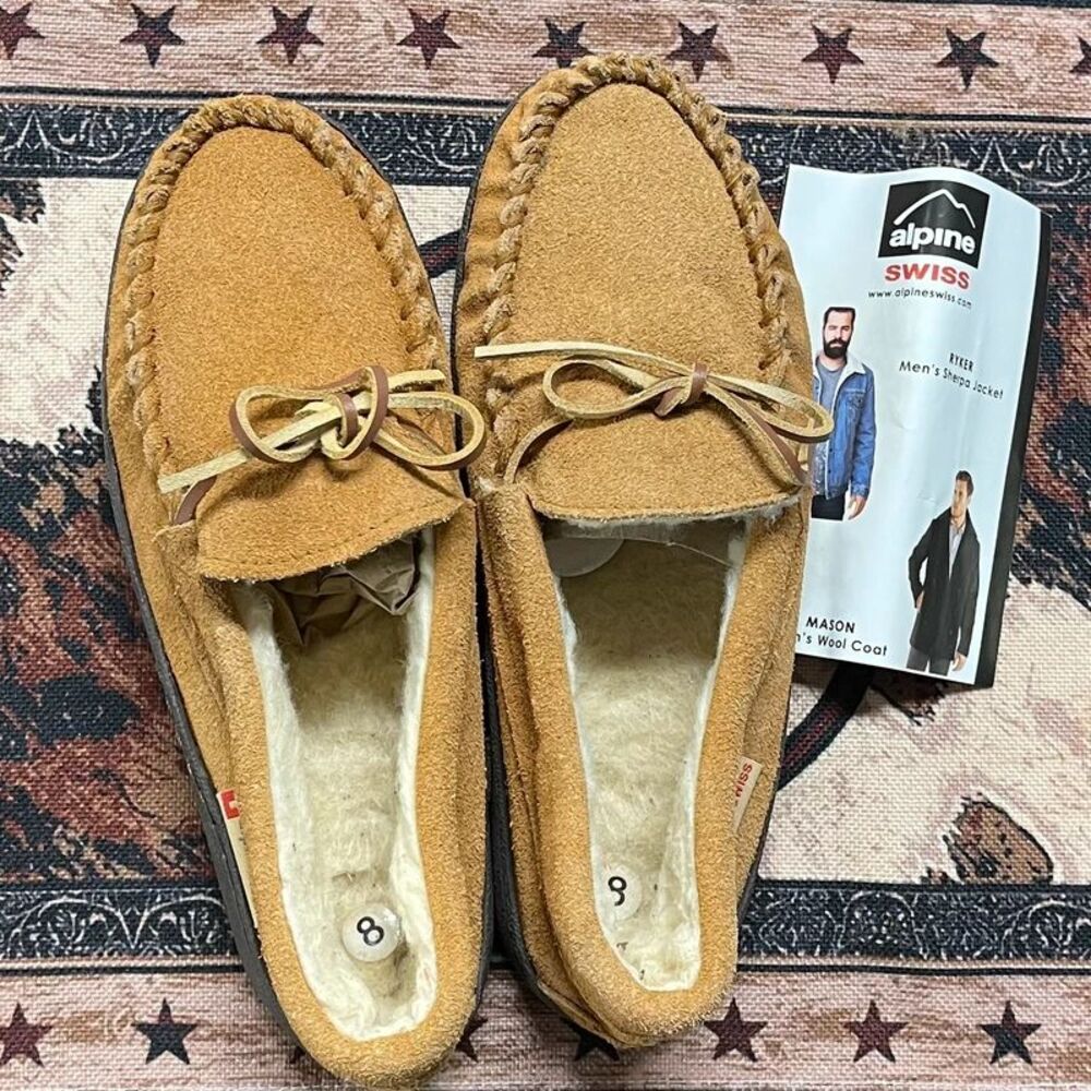 New Men’s Size 8 Alpine Swiss House Slippers